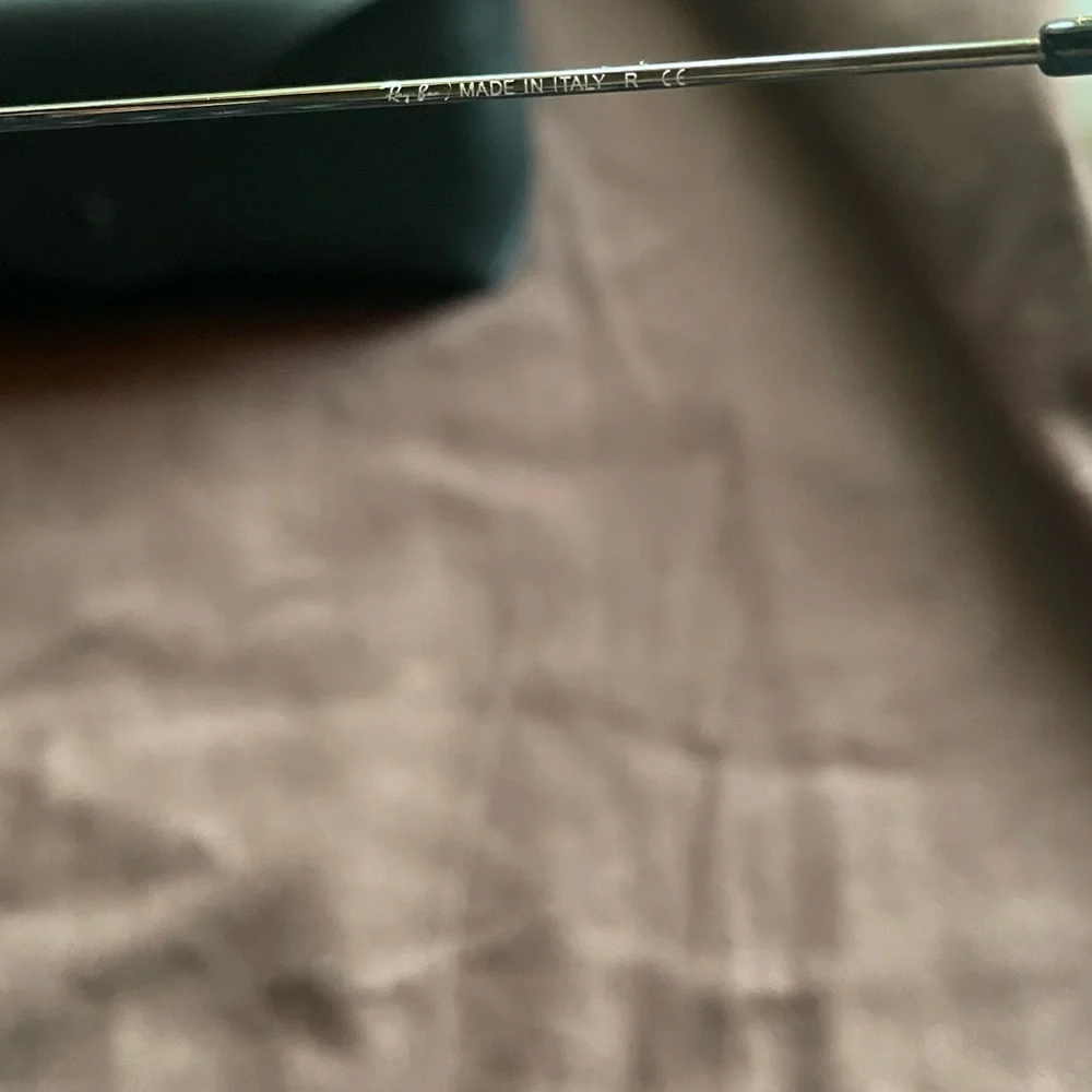 Ray Ban Aviator sunglasses - Picture 3 of 6